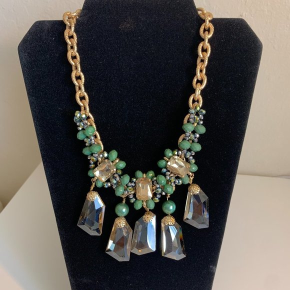 Park Lane The Grove Necklace and Earrings Green | Collar y Aretes Verde - Picture 3 of 3